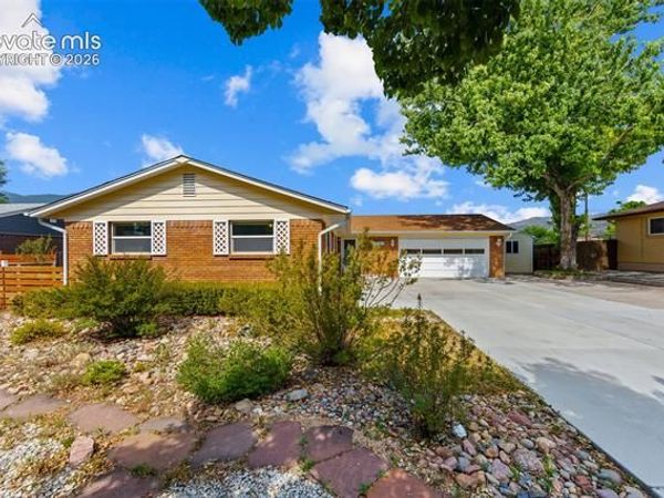 626 Pioneer Lane, Colorado Springs, CO 80904