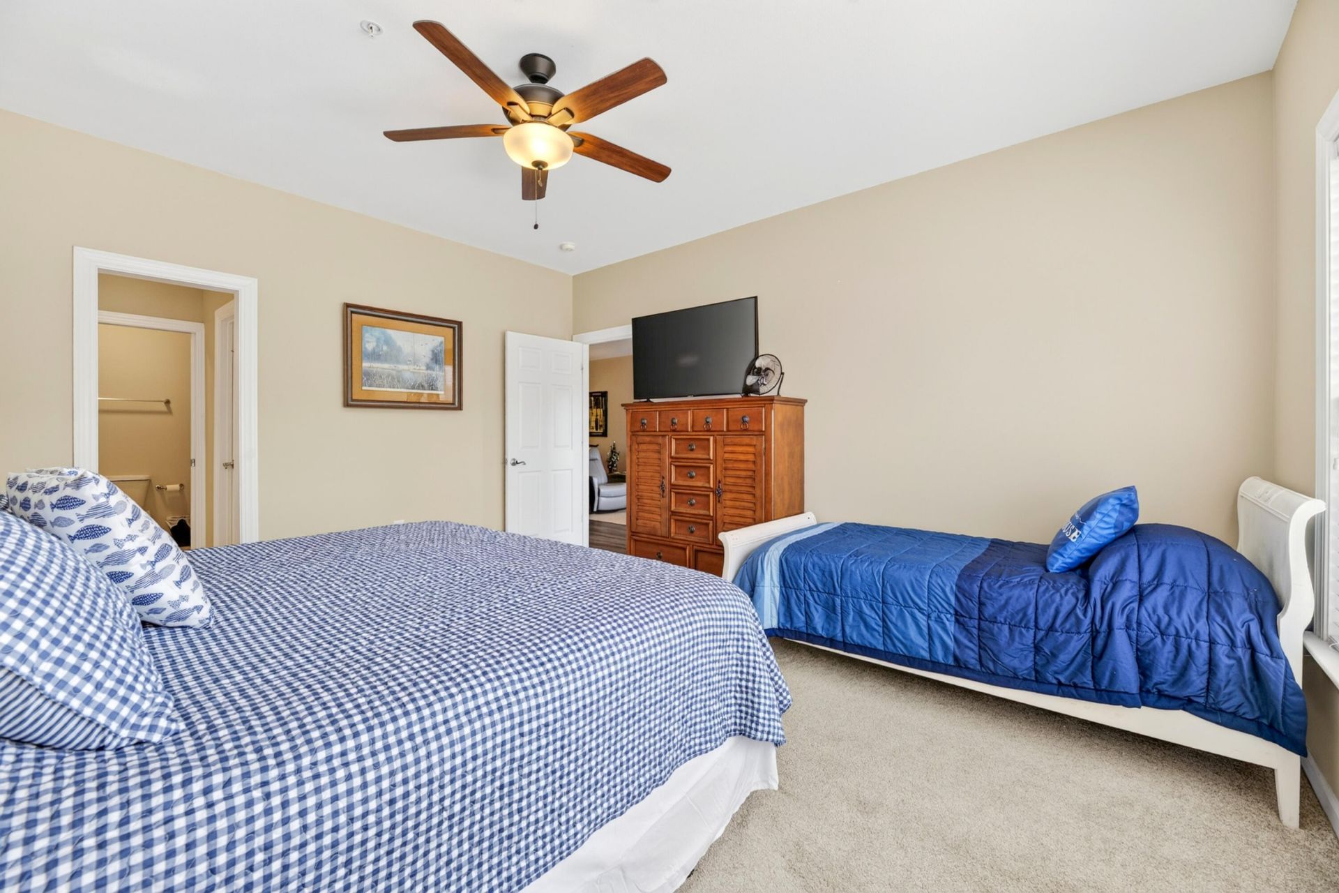 403 Ballard Lane Photo 21