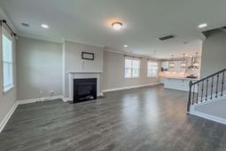 163 Yorkshire Drive photo 4