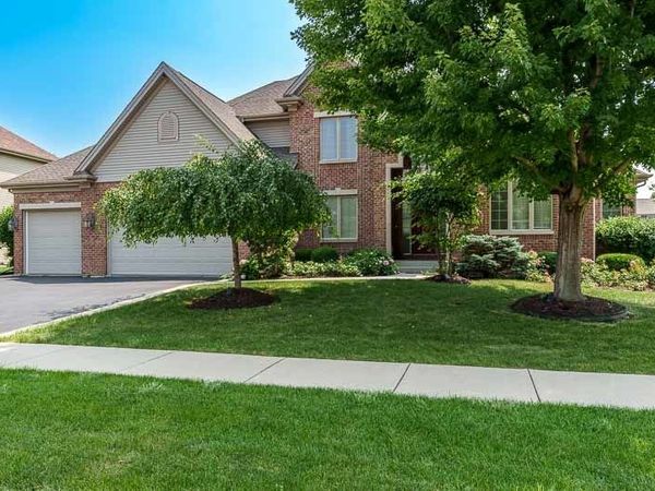 1695 DIVINE Drive , Rockford, IL 61107