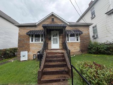 111 Brown Street, Clarksburg, WV 26301