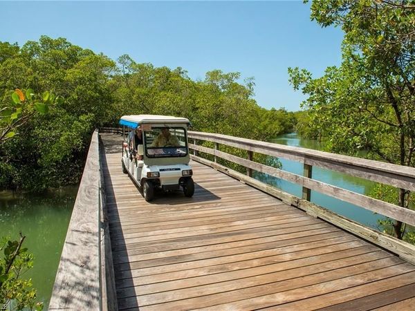 6710 Pelican Bay BLVD, Unit 422, NAPLES, FL 34108