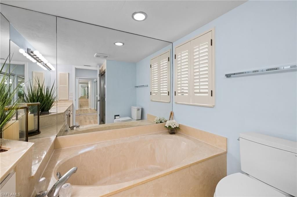 6710 Pelican Bay Blvd , Unit 422, Naples, FL 34108 Photo