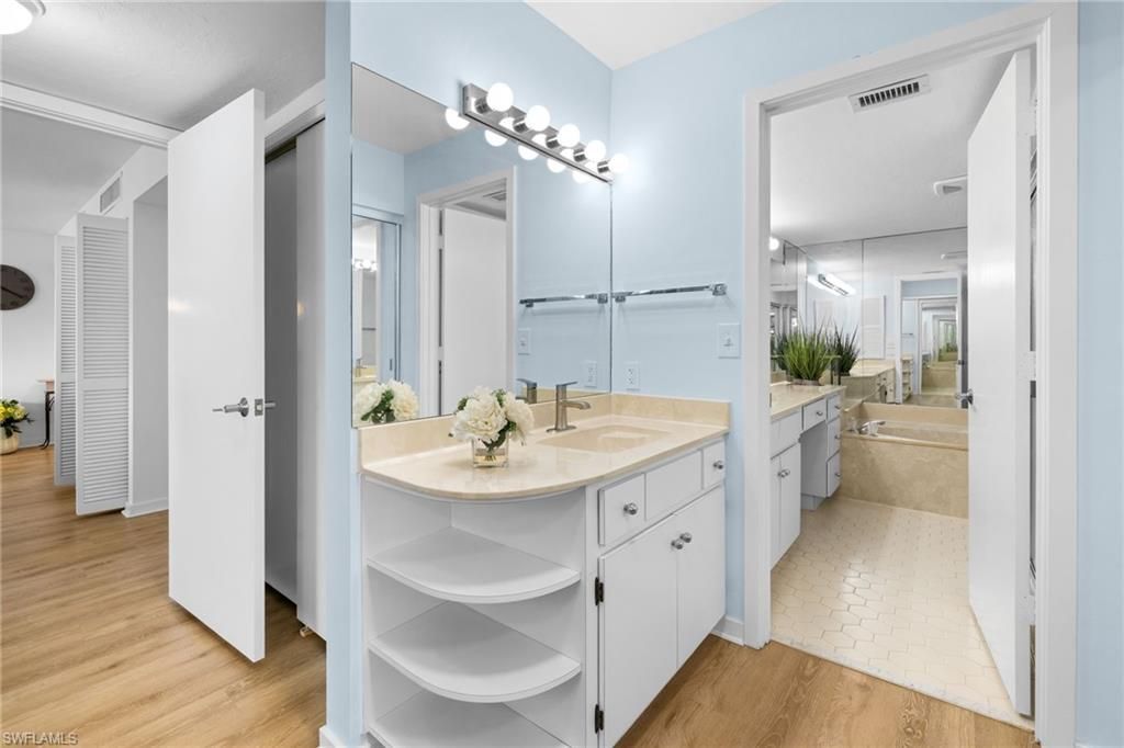 6710 Pelican Bay Blvd , Unit 422, Naples, FL 34108 Photo