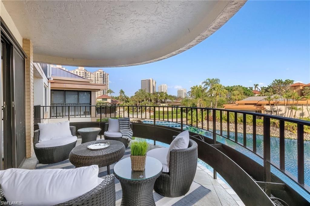 6710 Pelican Bay Blvd , Unit 422, Naples, FL 34108 Photo