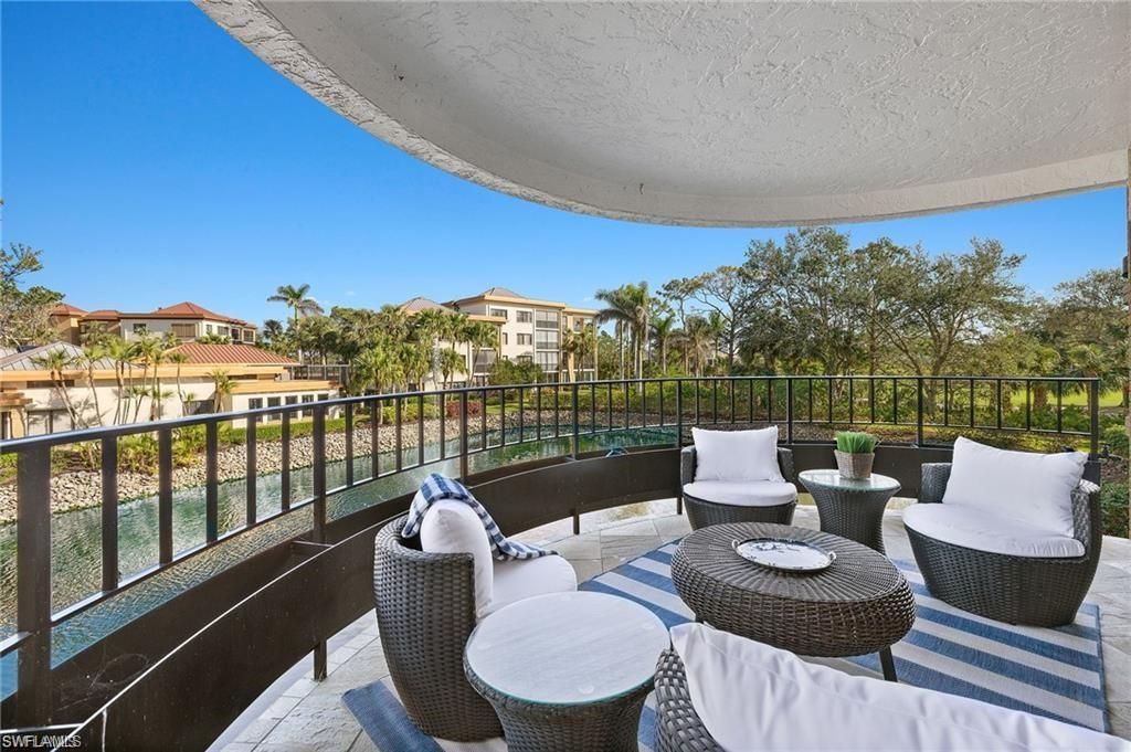 6710 Pelican Bay Blvd , Unit 422, Naples, FL 34108 Photo