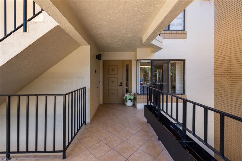 6710 Pelican Bay Blvd , Unit 422, Naples, FL 34108 Photo