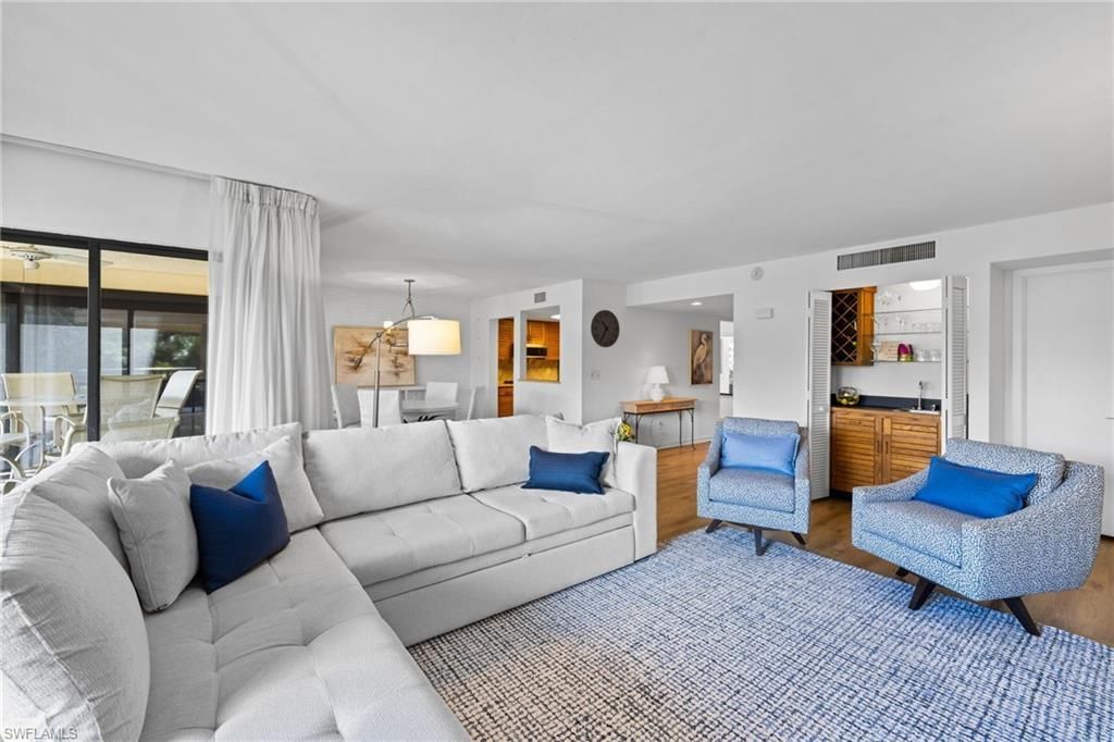 6710 Pelican Bay Blvd , Unit 422, Naples, FL 34108 Photo