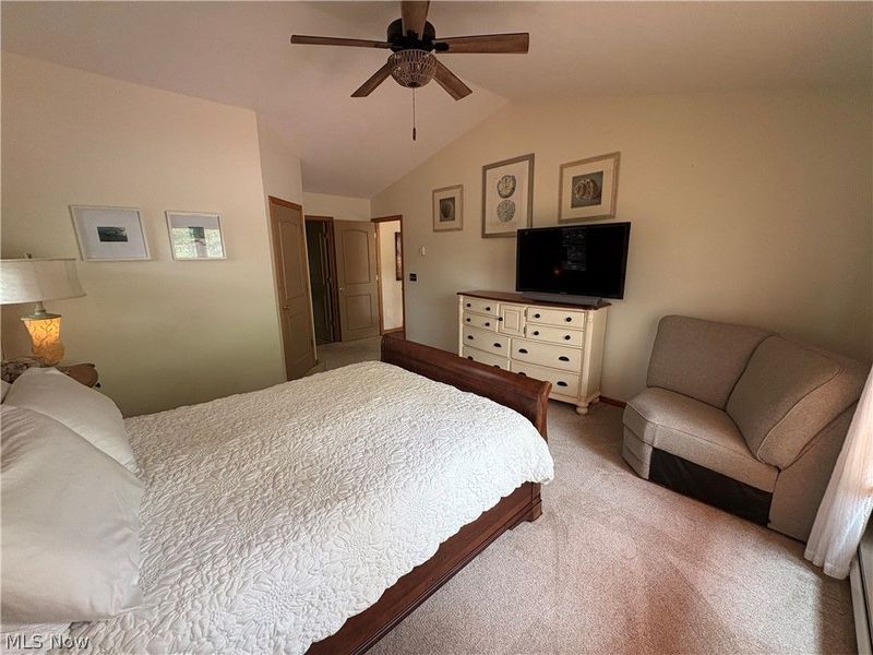1091 Evening Star Drive, Roaming Shores, OH 44085 Photo 16