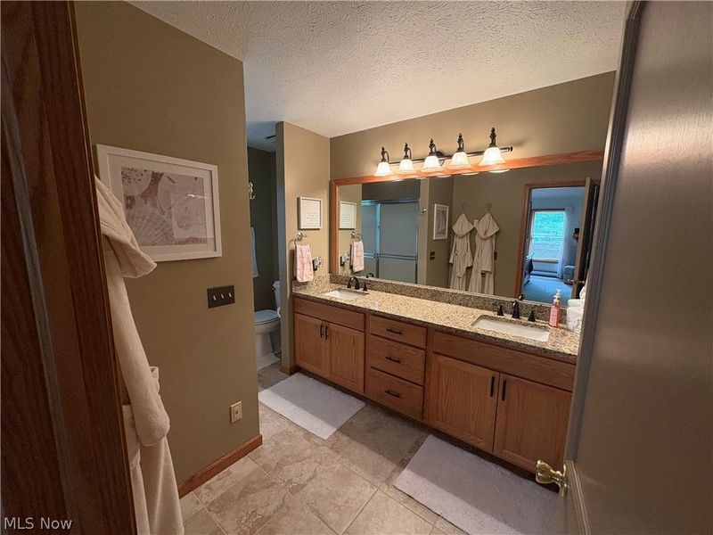 1091 Evening Star Drive, Roaming Shores, OH 44085 Photo 18
