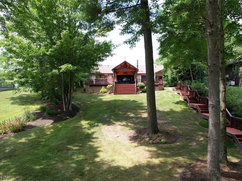 1091 Evening Star Drive, Roaming Shores, OH 44085 Photo 5