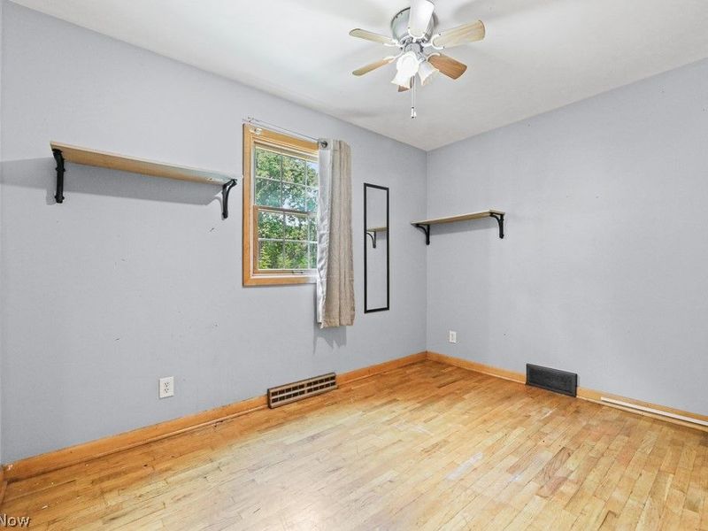 306 E Beech Street, Alliance, OH 44601 Photo 14