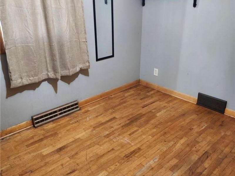 306 E Beech Street , Alliance, OH 44601 Photo 7