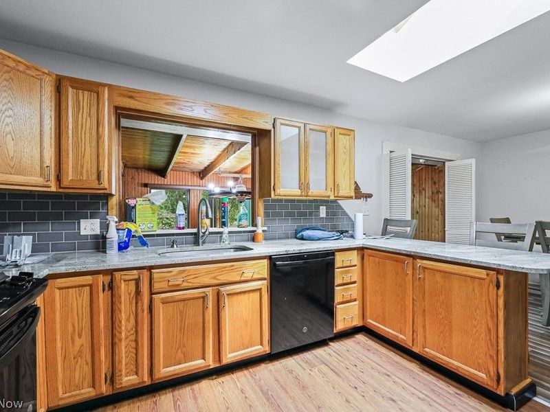 306 E Beech Street, Alliance, OH 44601 Photo 9
