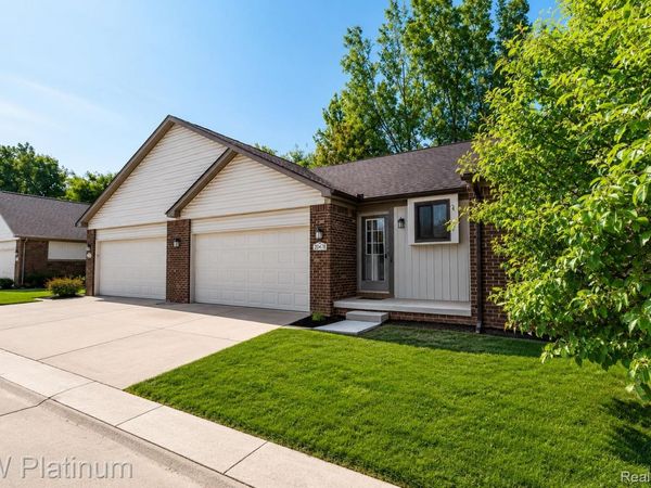 20478 Longwood Drive, Unit 30, Clinton Township, Mi 48038