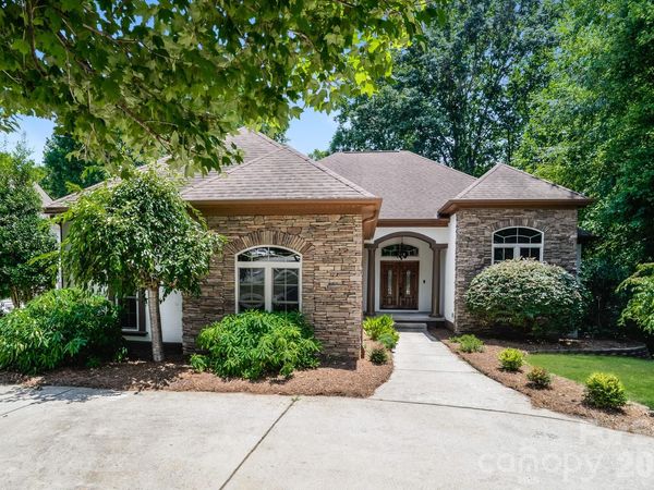 2360 Smith Harbour Drive , Denver, NC 28037