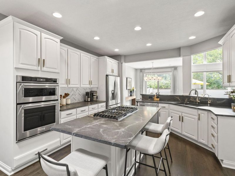 4922 Stonehaven Drive, Upper Arlington, OH 43220 Photo 4