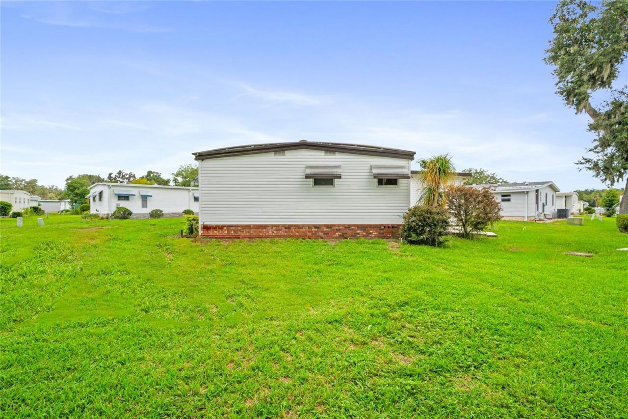 150 Azalea Trail , Leesburg, FL 34748 Photo