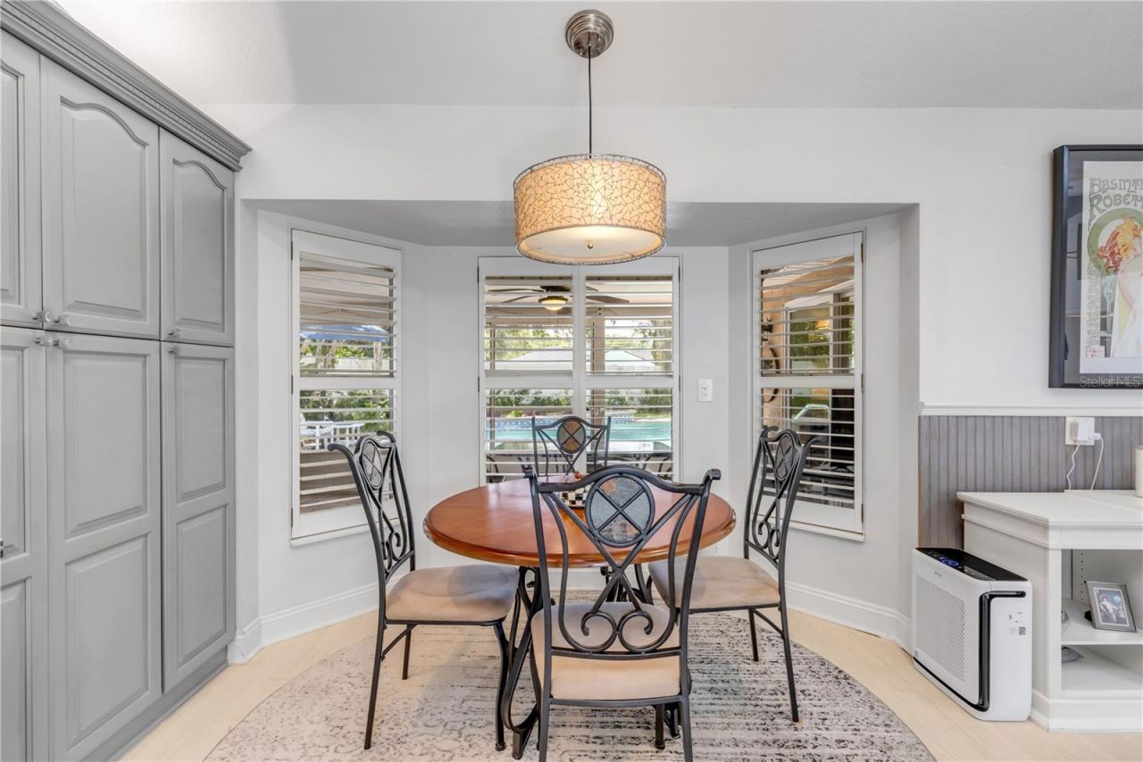 815 E 7th Avenue, New Smyrna Beach, FL 32169 Photo