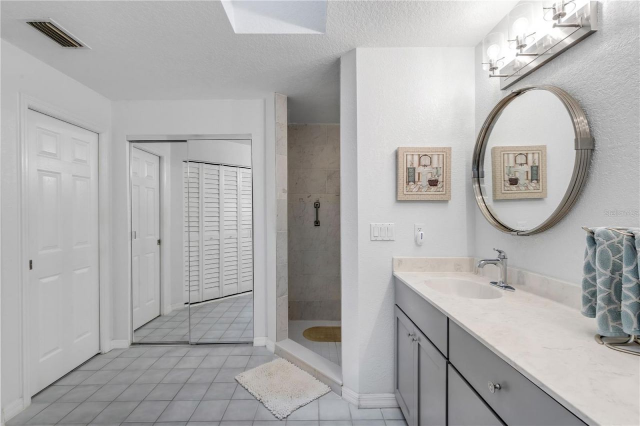 815 E 7th Avenue, New Smyrna Beach, FL 32169 Photo