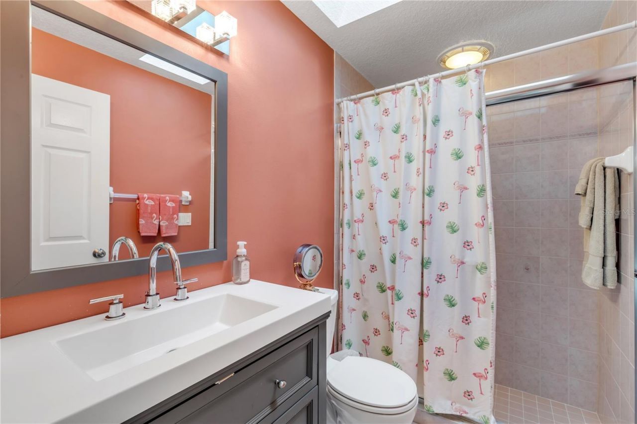 815 E 7th Avenue, New Smyrna Beach, FL 32169 Photo