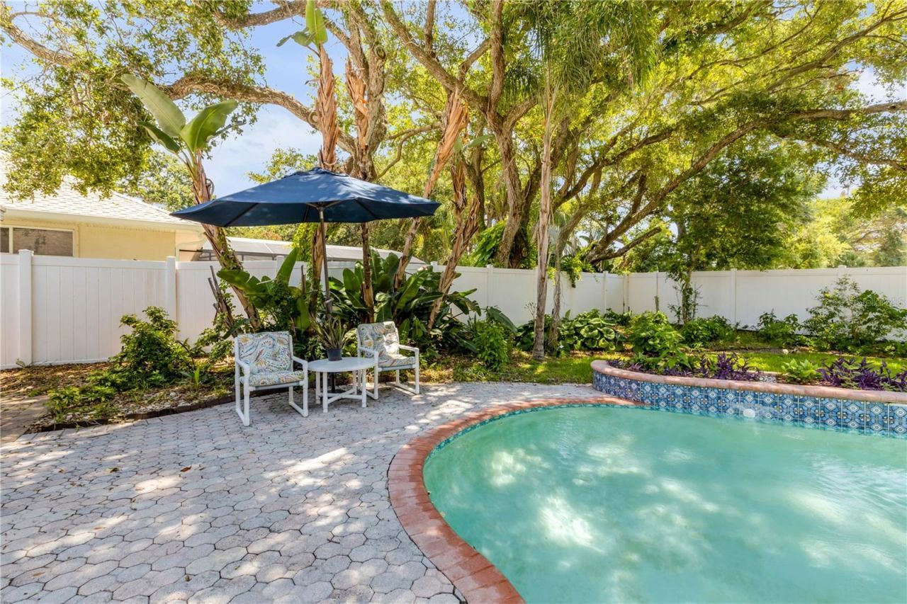 815 E 7th Avenue, New Smyrna Beach, FL 32169 Photo