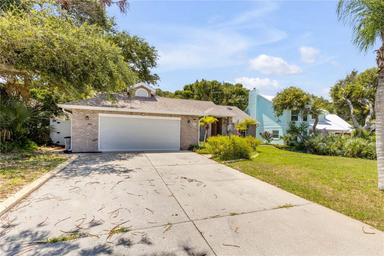 815 E 7th Avenue, New Smyrna Beach, FL 32169 Photo