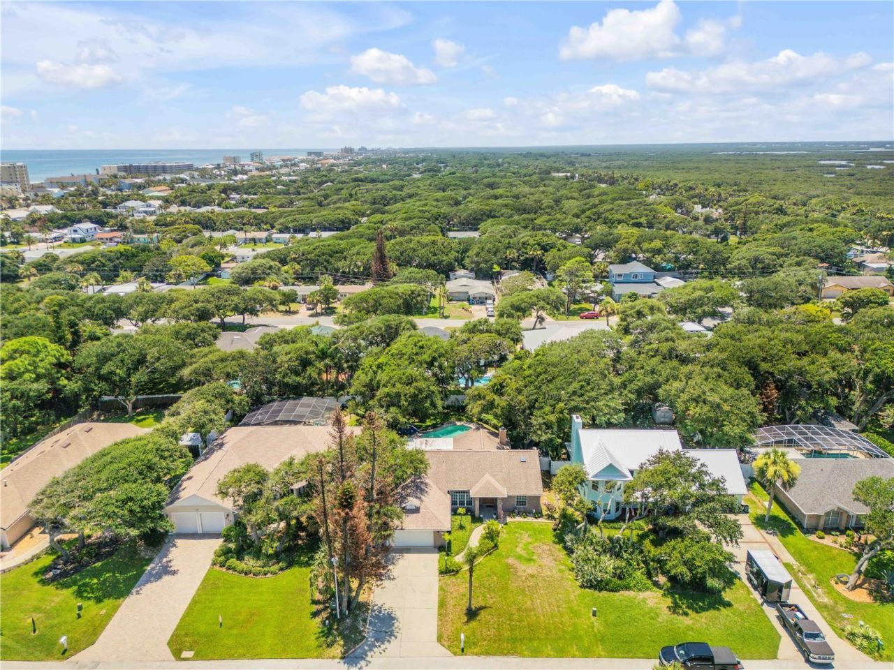 815 E 7th Avenue , New Smyrna Beach, FL 32169 Photo