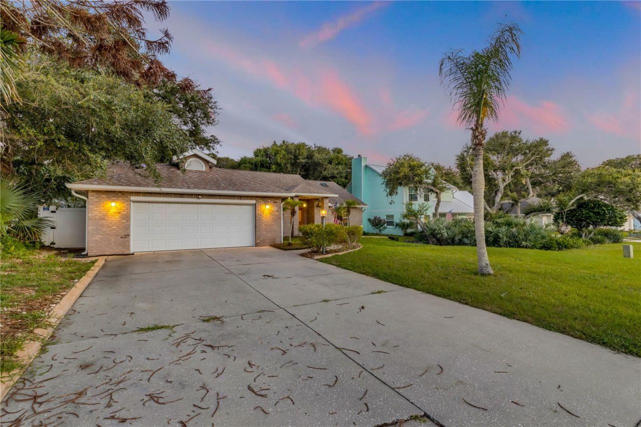 815 E 7th Avenue, New Smyrna Beach, FL 32169 Photo