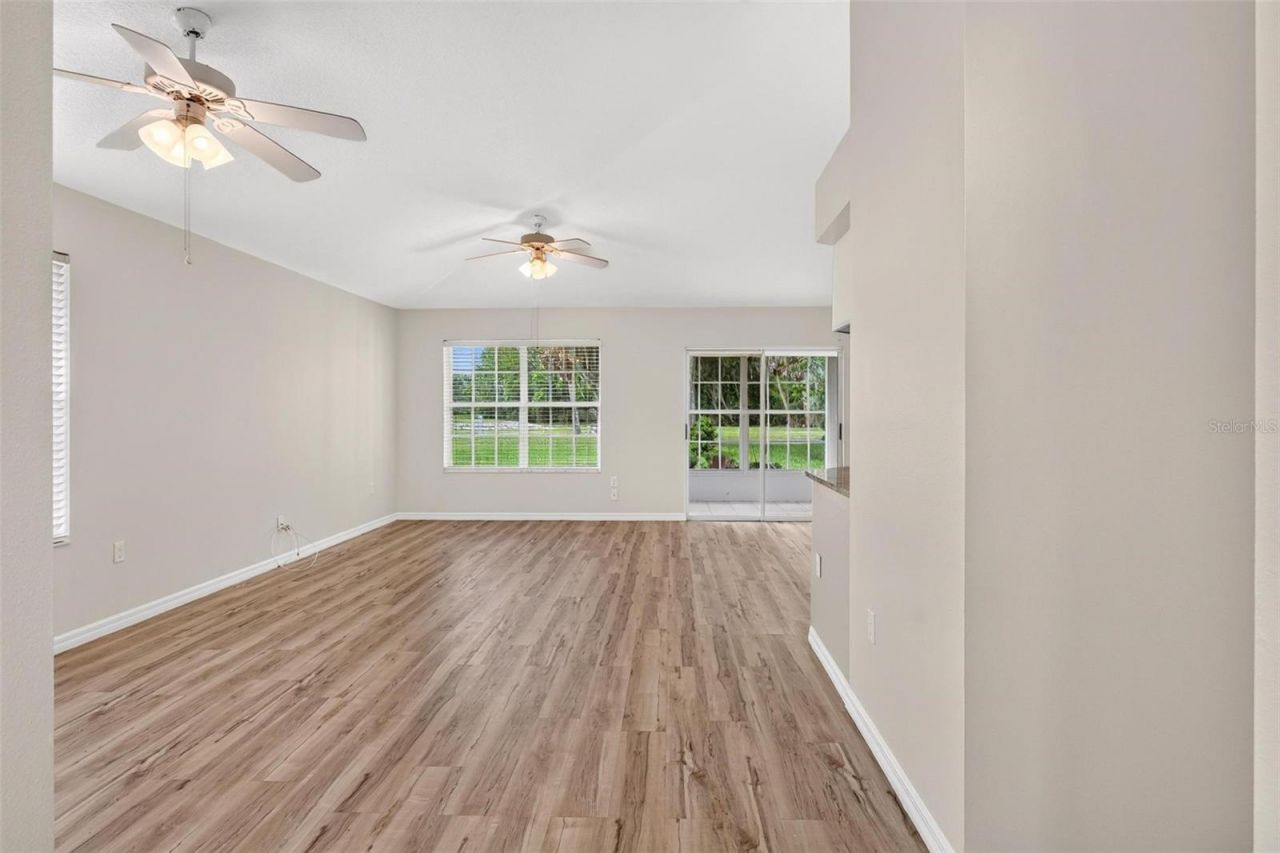 615 Juniper Way , Tavares, FL 32778 Photo