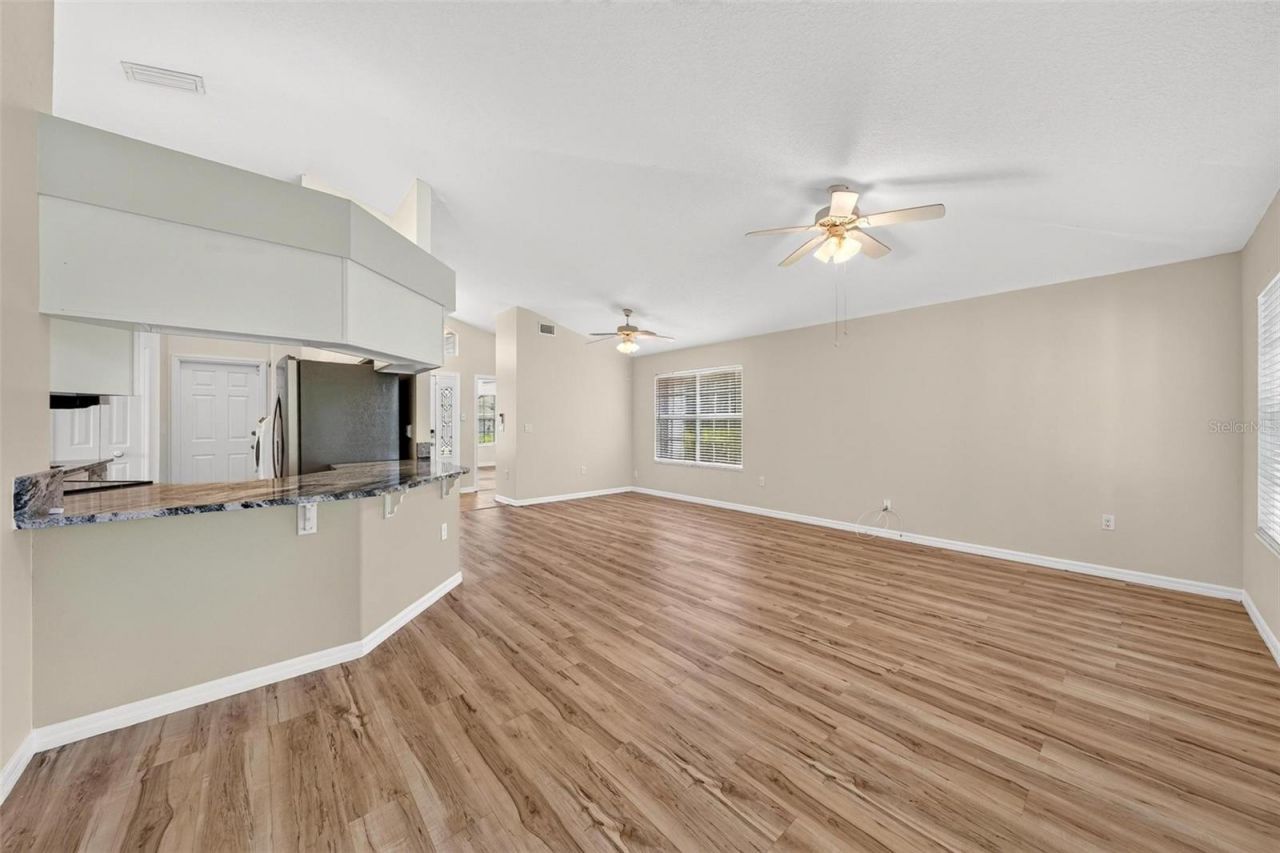 615 Juniper Way , Tavares, FL 32778 Photo
