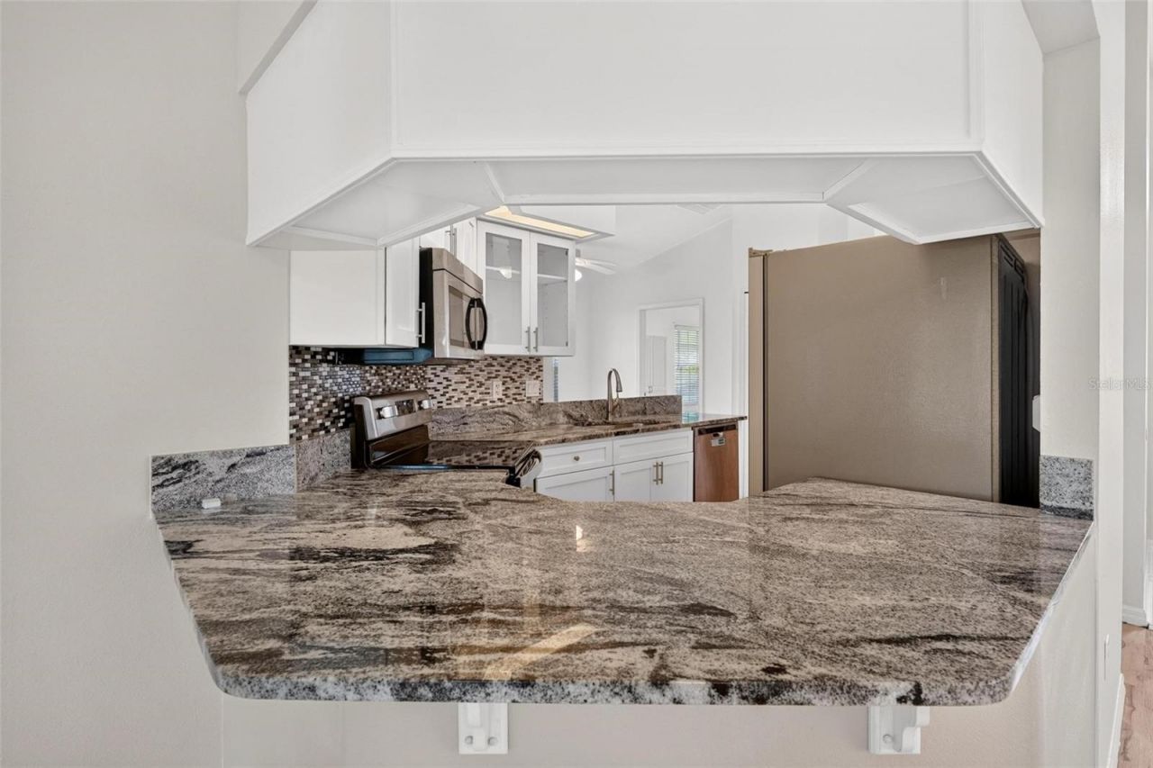 615 Juniper Way , Tavares, FL 32778 Photo