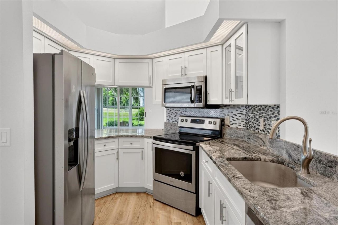 615 Juniper Way , Tavares, FL 32778 Photo
