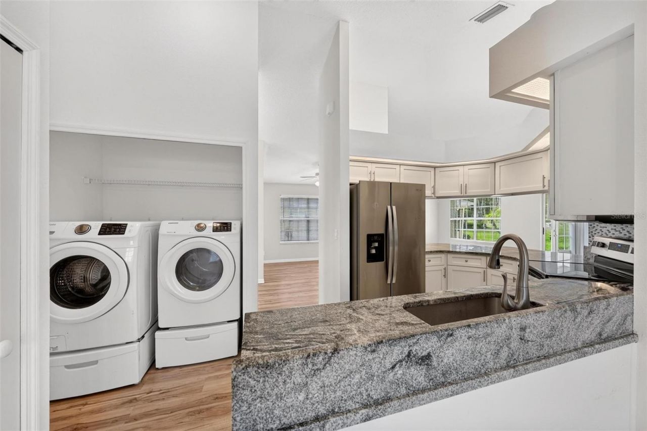 615 Juniper Way , Tavares, FL 32778 Photo