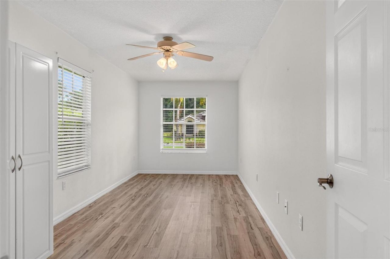 615 Juniper Way , Tavares, FL 32778 Photo