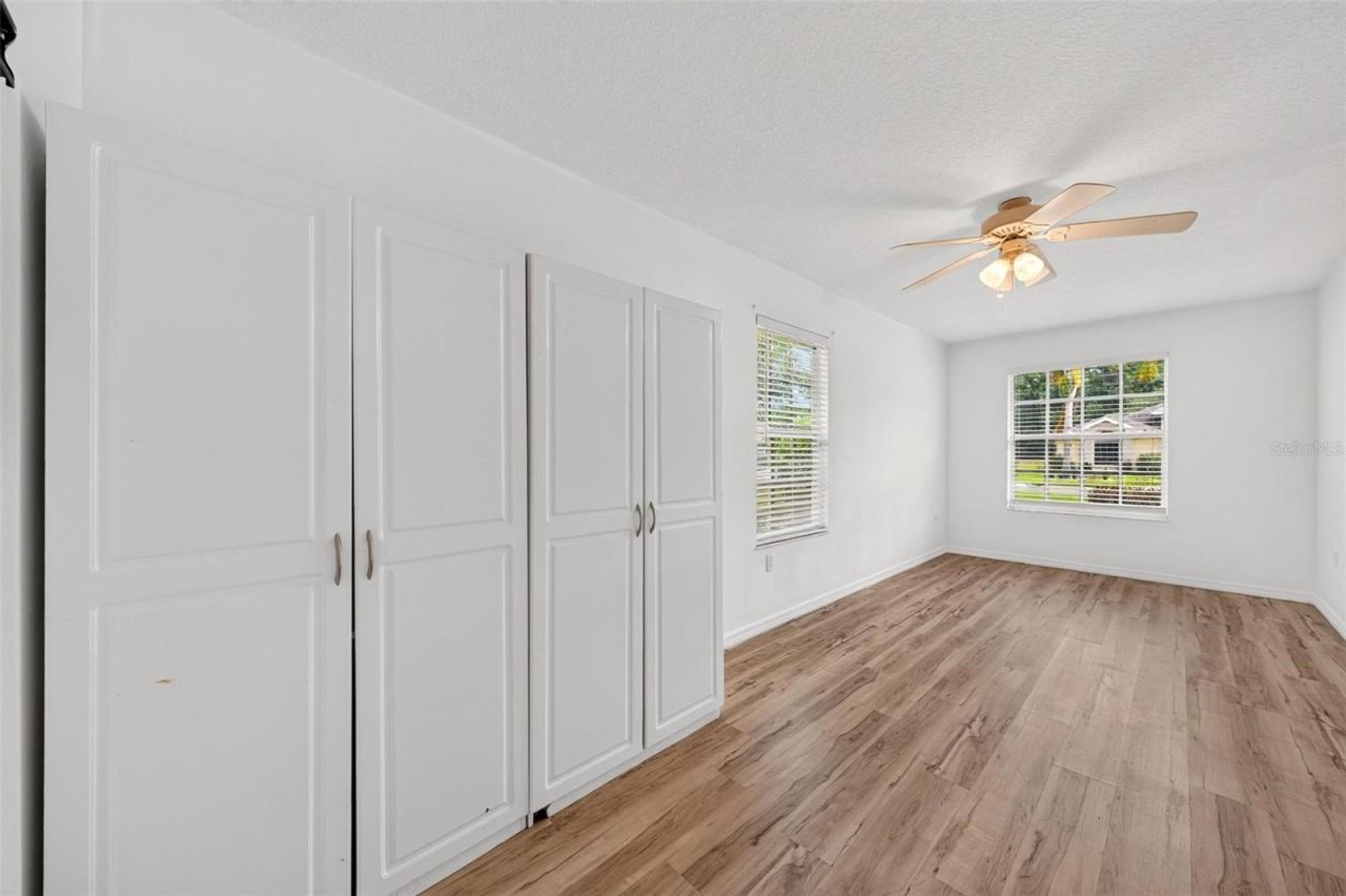 615 Juniper Way , Tavares, FL 32778 Photo