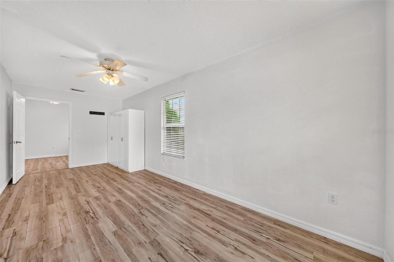 615 Juniper Way , Tavares, FL 32778 Photo