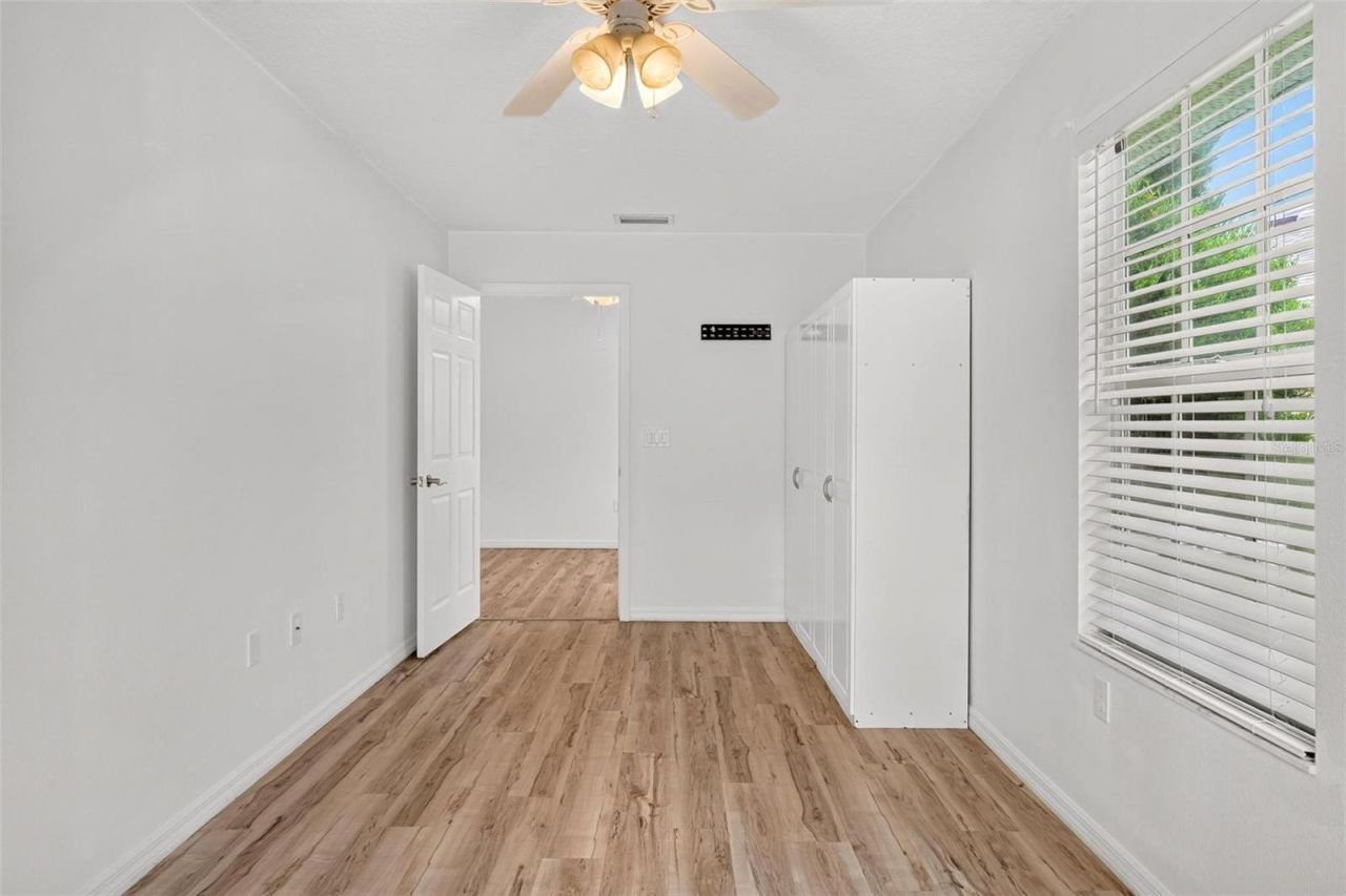 615 Juniper Way , Tavares, FL 32778 Photo