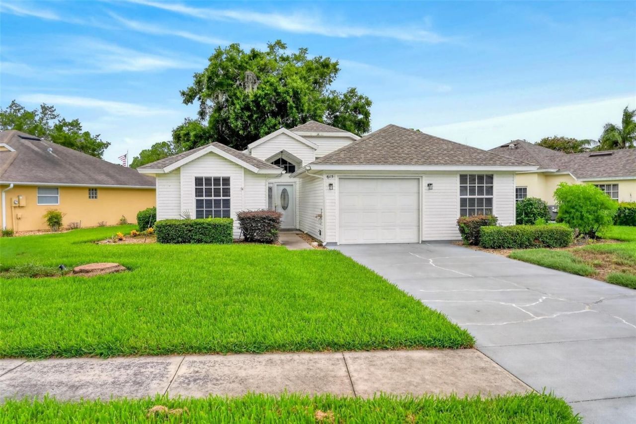 615 Juniper Way , Tavares, FL 32778 Photo