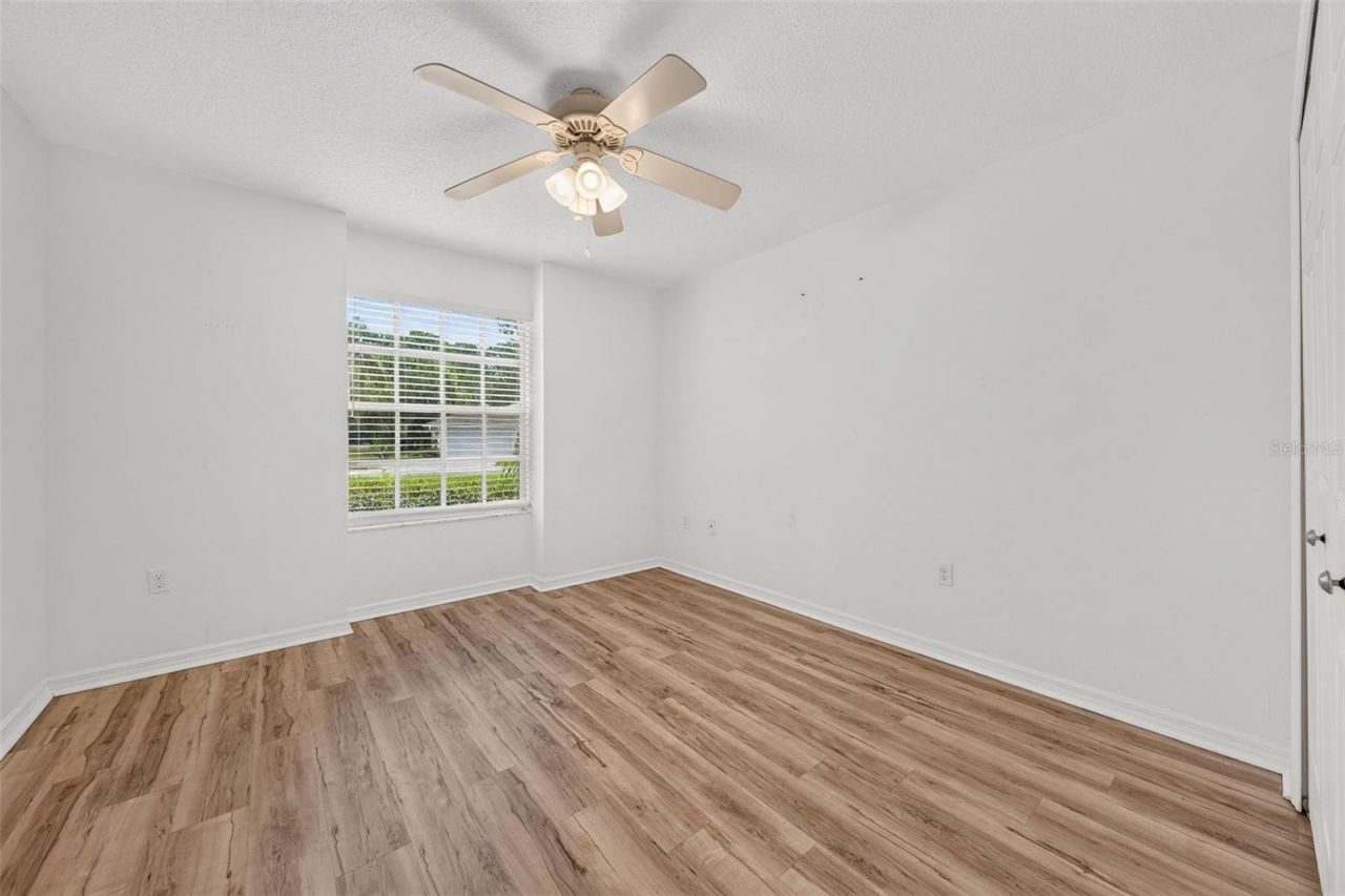 615 Juniper Way , Tavares, FL 32778 Photo
