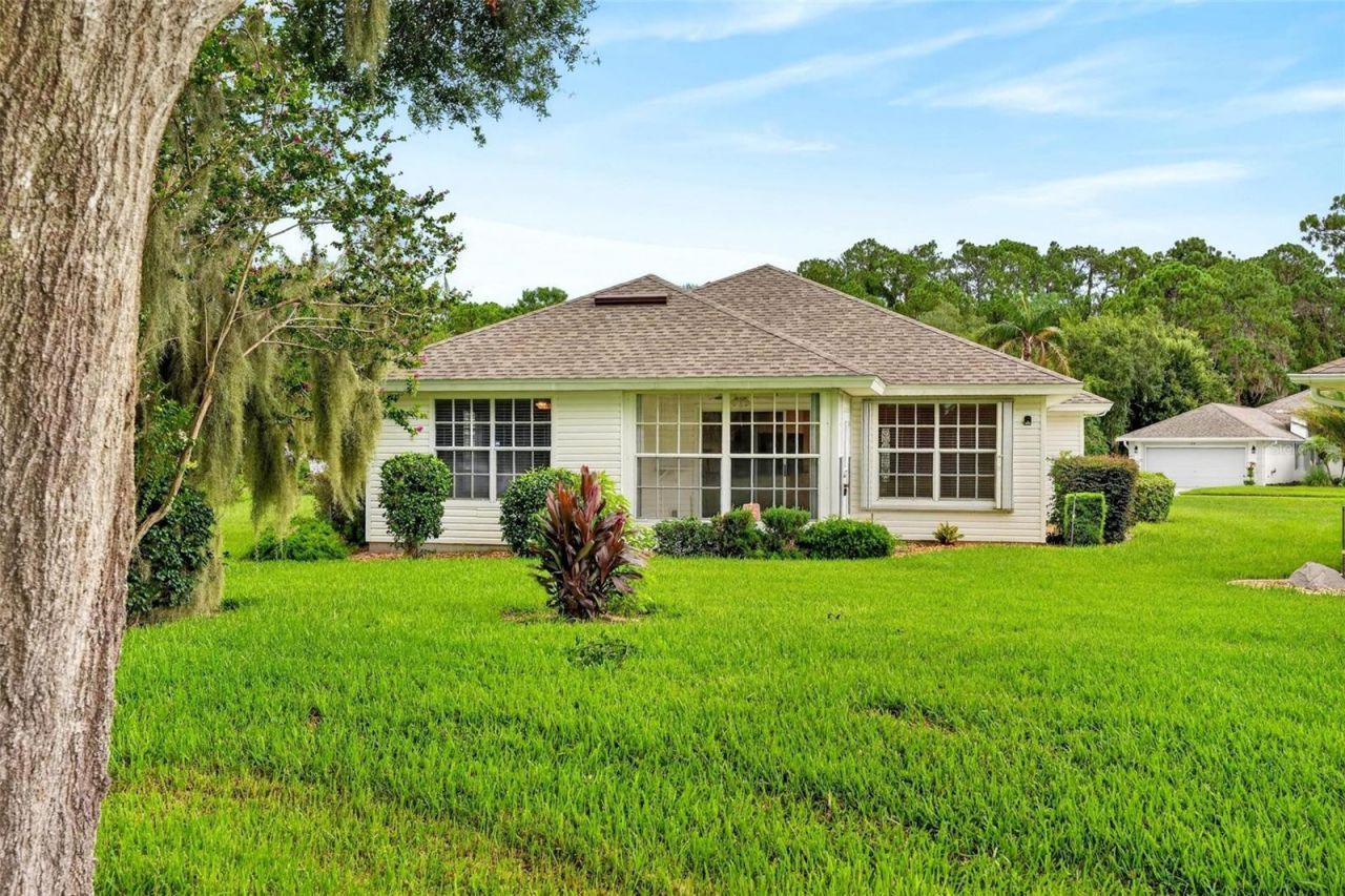 615 Juniper Way , Tavares, FL 32778 Photo