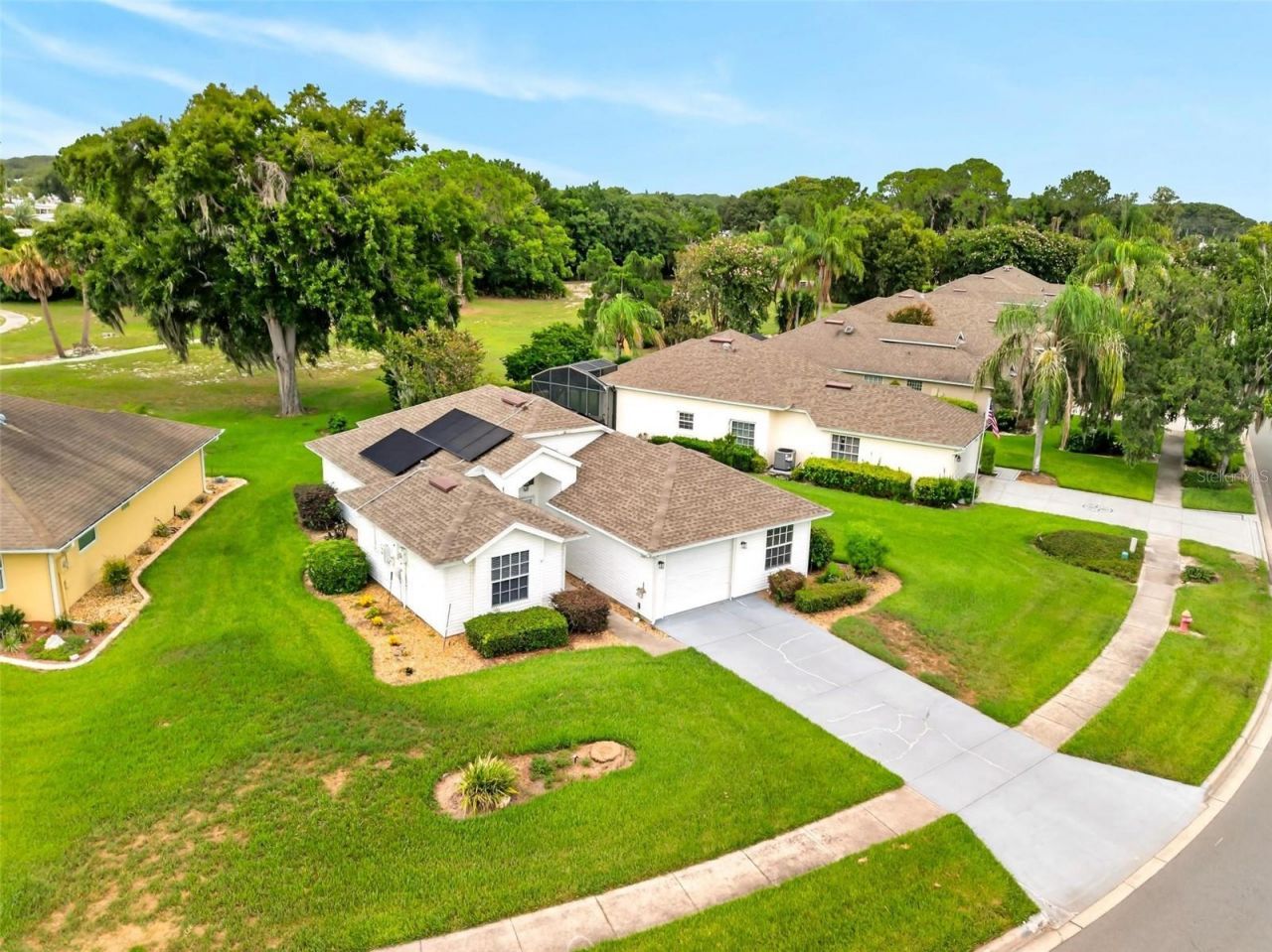615 Juniper Way , Tavares, FL 32778 Photo