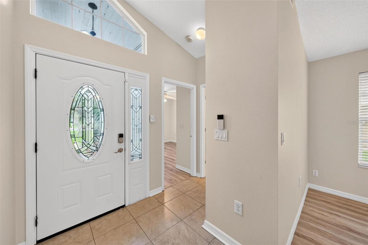 615 Juniper Way , Tavares, FL 32778 Photo