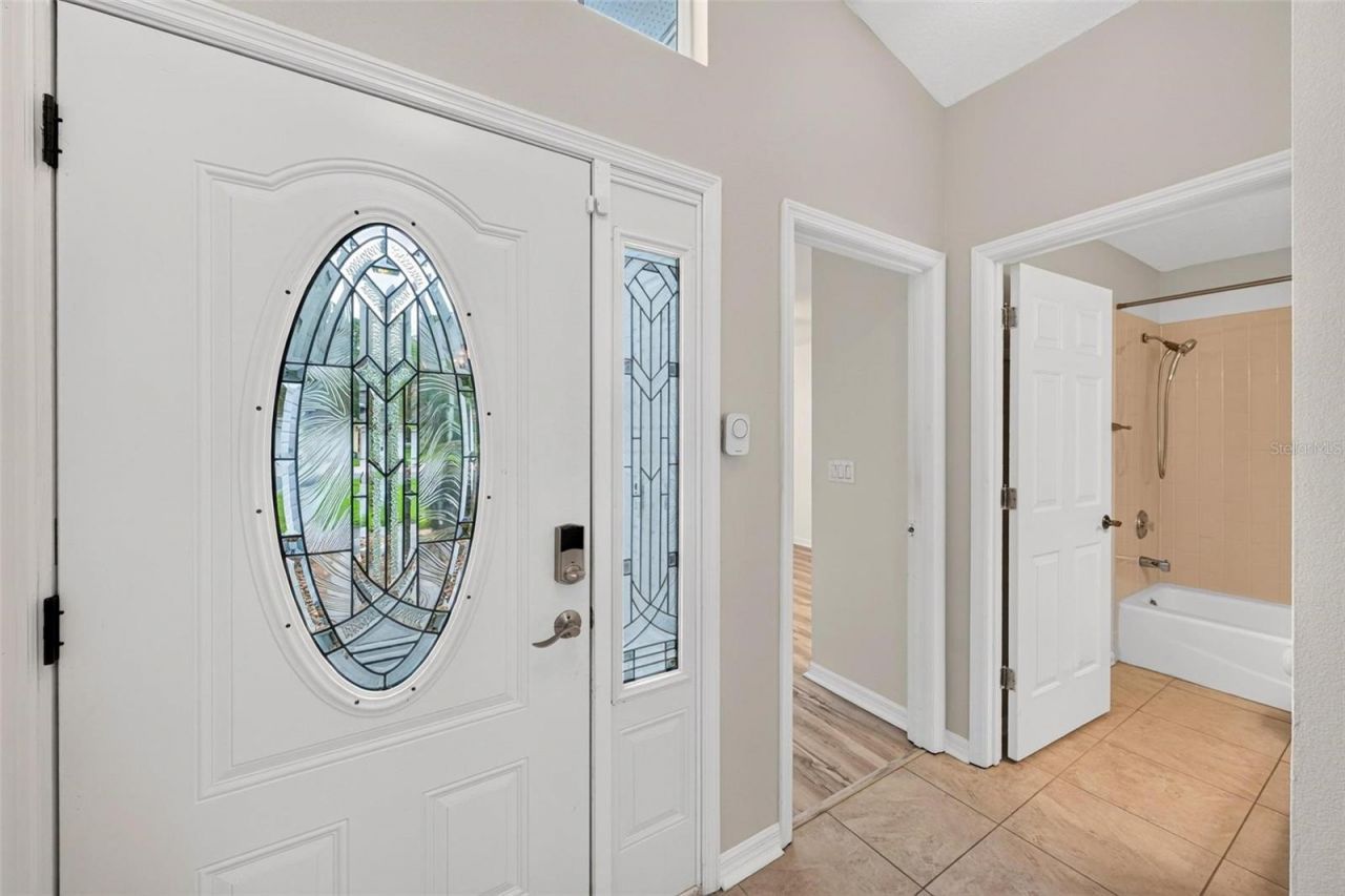 615 Juniper Way , Tavares, FL 32778 Photo