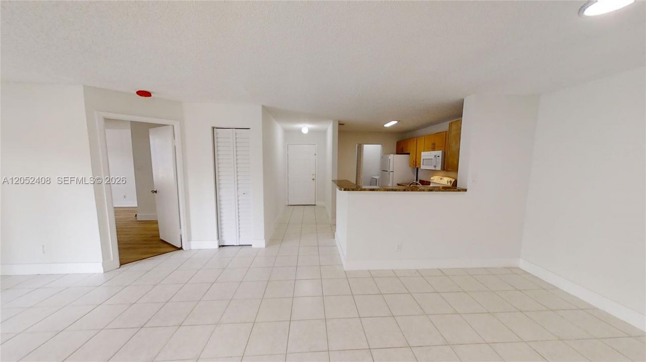 11255 W Atlantic Blvd , Unit 106, Coral Springs, FL 33071 Photo