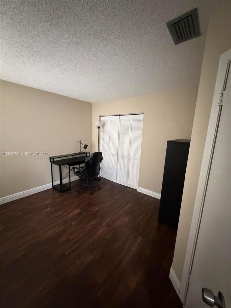 7454 NW 34th St, Lauderhill, FL 33319 Photo