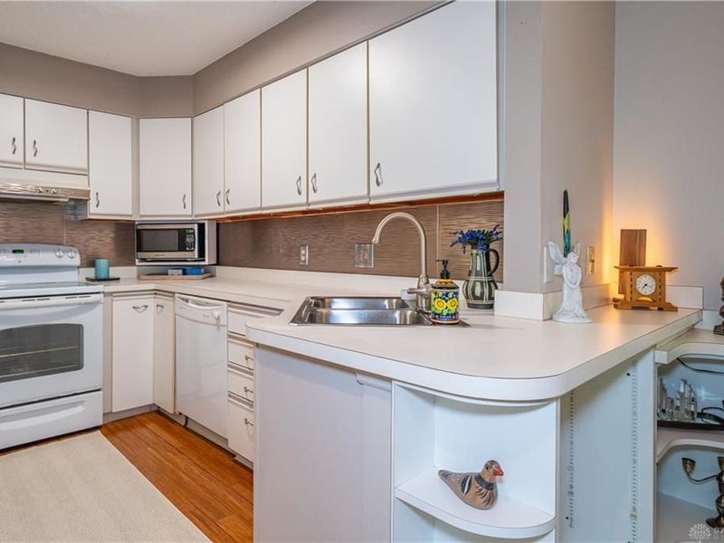128 Bellaire Avenue, Unit 204, Dayton, OH 45420 Photo 14