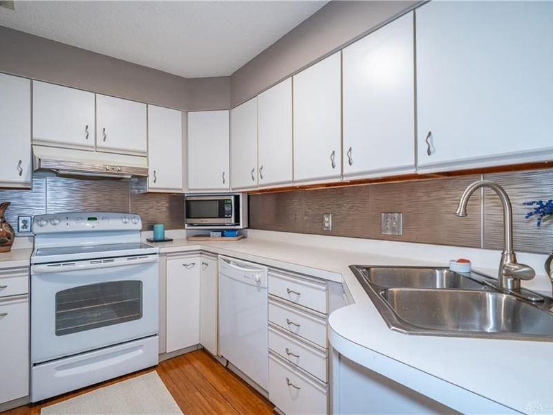128 Bellaire Avenue, Unit 204, Dayton, OH 45420 Photo 15