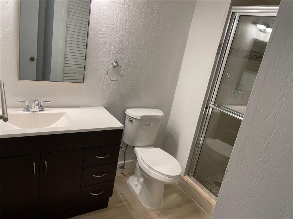 235 Lakeview Drive, Unit 102, Weston, FL 33326 Photo