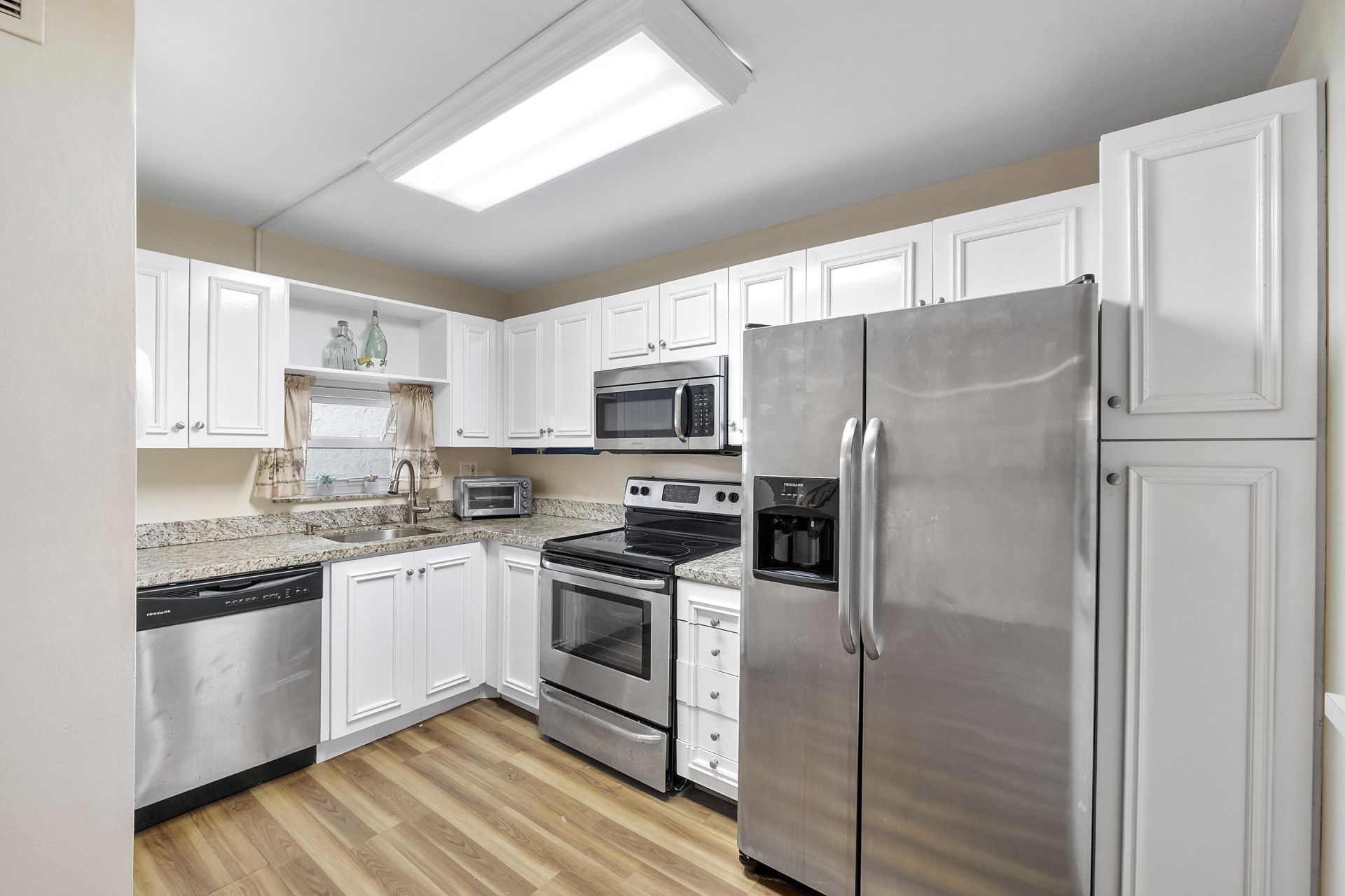 8990 S Hollybrook Boulevard, Unit 209, Pembroke Pines, FL 33025 Photo